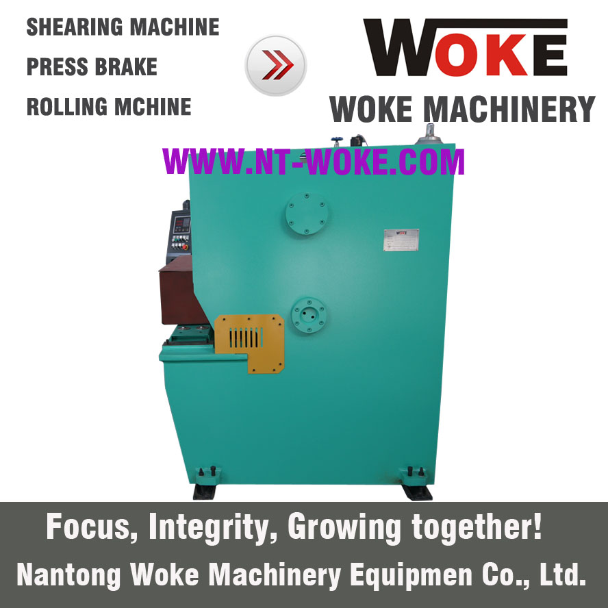 QC11K-4X1500/2500/3200/4000 Hydraulic guillotine shearing machine cutting machine